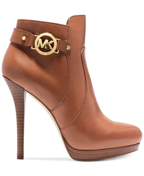 botas de mujer michael kors en macy's|Michael Kors Women's Boots .